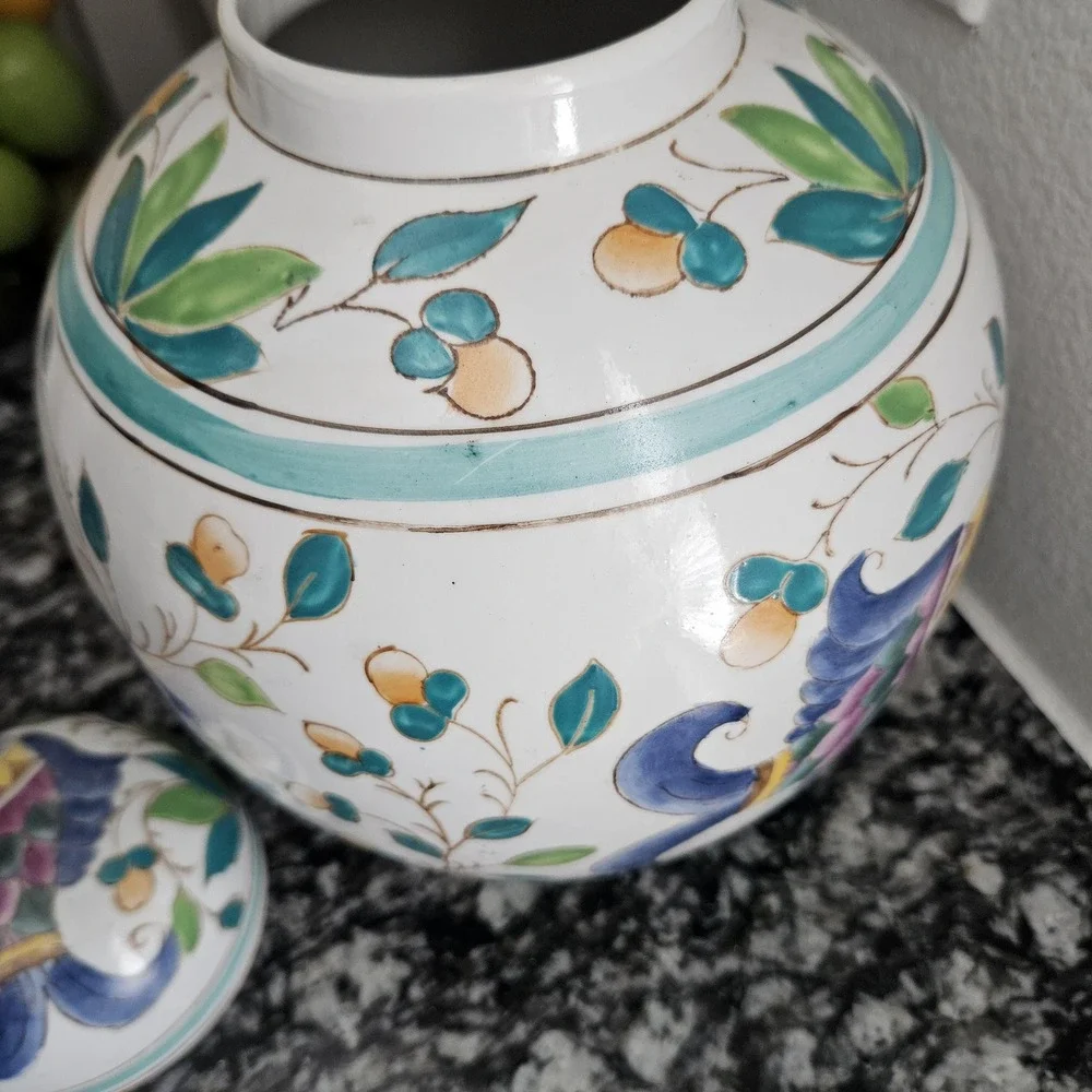Porcelain Fish Chinese Asian Chinoiserie‎ Ginger Jars  stamped with makers mark
